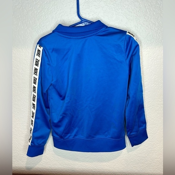 D13.15. Nike kids  full zip blue jacket Sz 4, XS, 3-4 YRS. - Picture 4 of 4